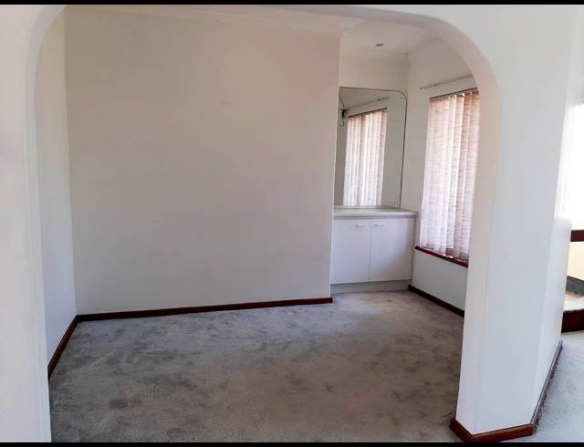 2 BEDROOM TOWNHOUSE RENTED IN WALMER